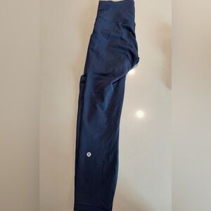 Navy Lululemon Athletic Leggings with pockets